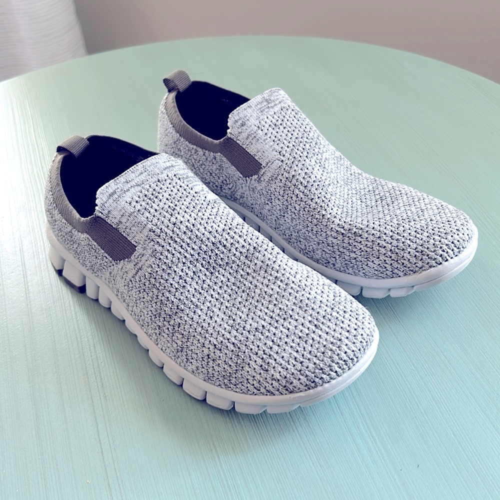 PRICE DROP! 
Deer Stags Eddy Jr. No Sox Slip On Sneaker